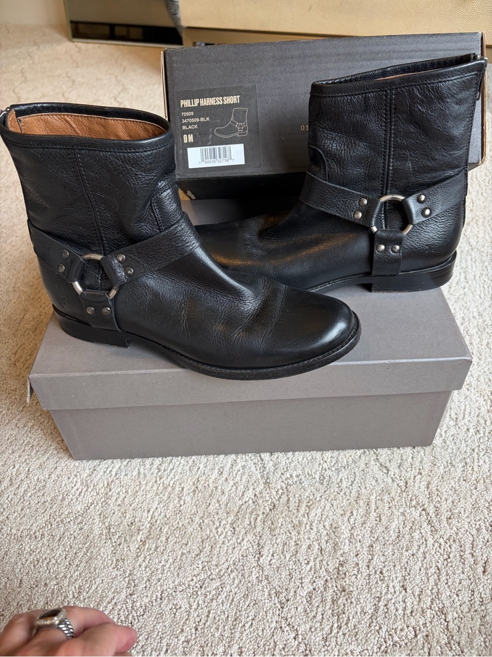 Frye Harness Short Leather Engineer Boots - Black